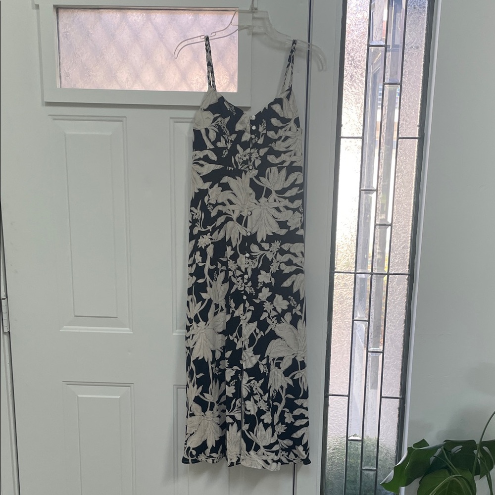 Monteau Los Angeles new w/tags dress with front slit
